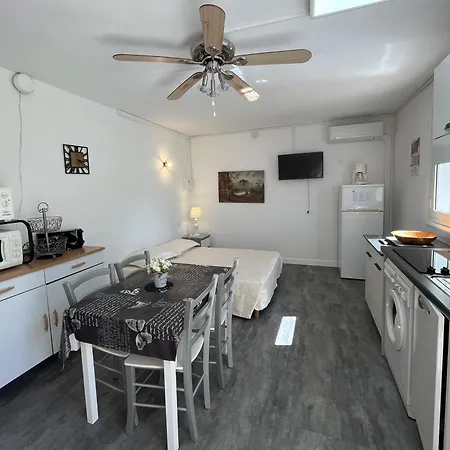 Apartman Grande Terrasse Proche B4